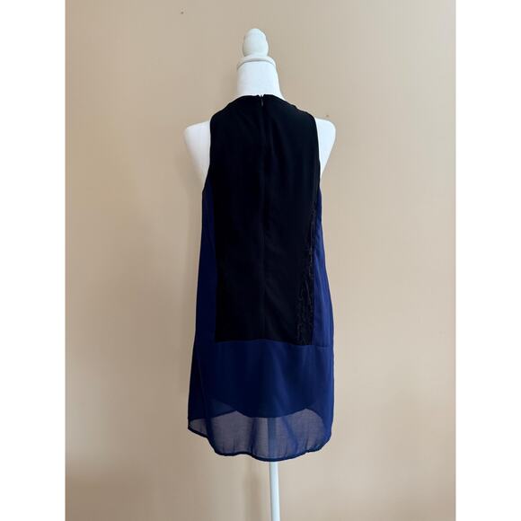 ASTR dress, ASTR clothing, Vintage ASTR, silhouette dress, casual chic, - Picture 3 of 3